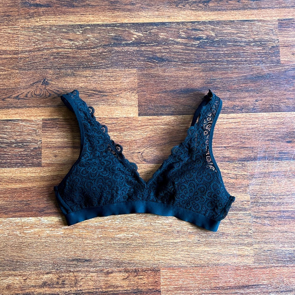 Lace Black Aerie Bralette!✨